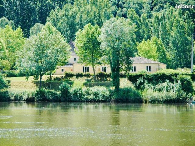 Propriété 8 pièces 250 m²
