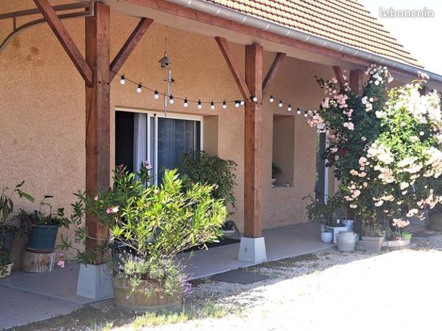 Propriété 8 pièces 250 m²