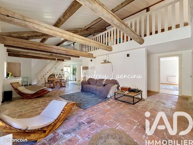 Propriété 8 pièces 251 m²