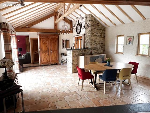 Propriété 8 pièces 252 m²