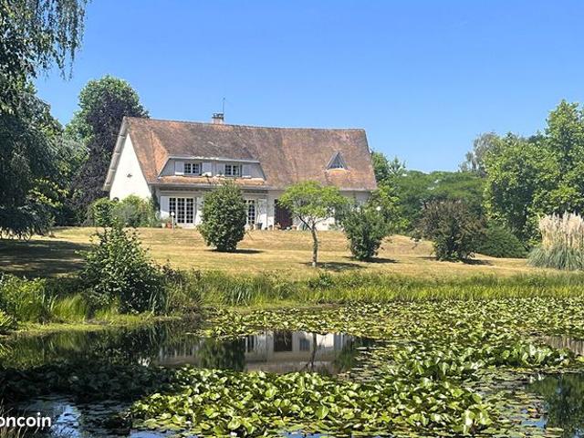 Propriété 8 pièces 264 m²