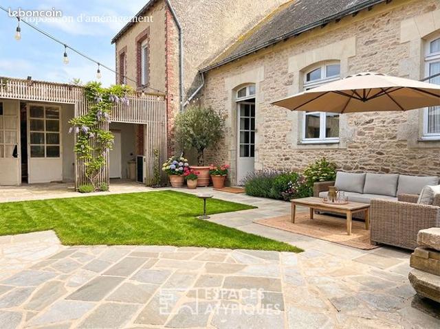 Propriété 8 pièces 264 m²