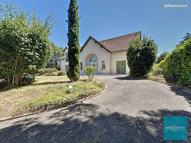Propriété 8 pièces 265 m²