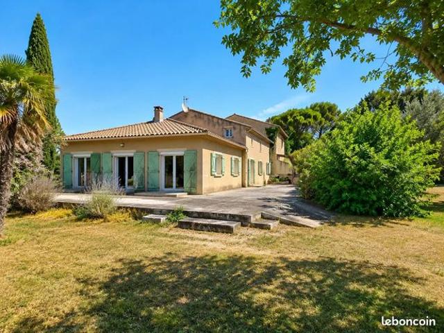 Propriété 8 pièces 265 m²