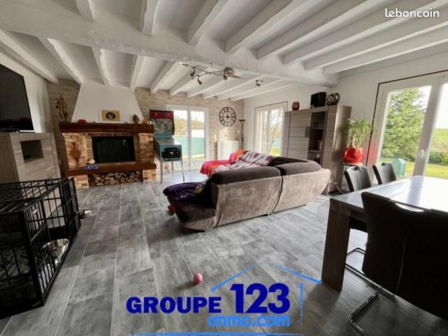 Propriété 8 pièces 266 m²