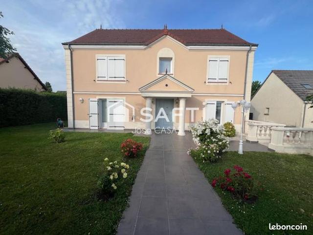 Propriété 8 pièces 260 m²