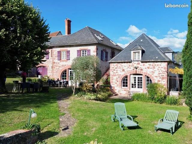 Propriété 8 pièces 260 m²