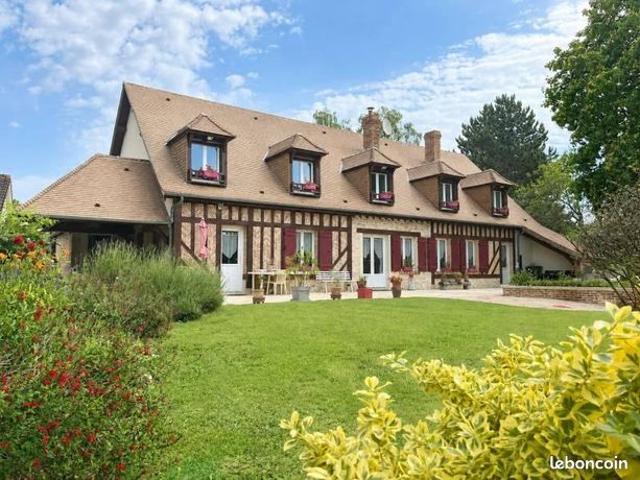 Propriété 8 pièces 261 m²