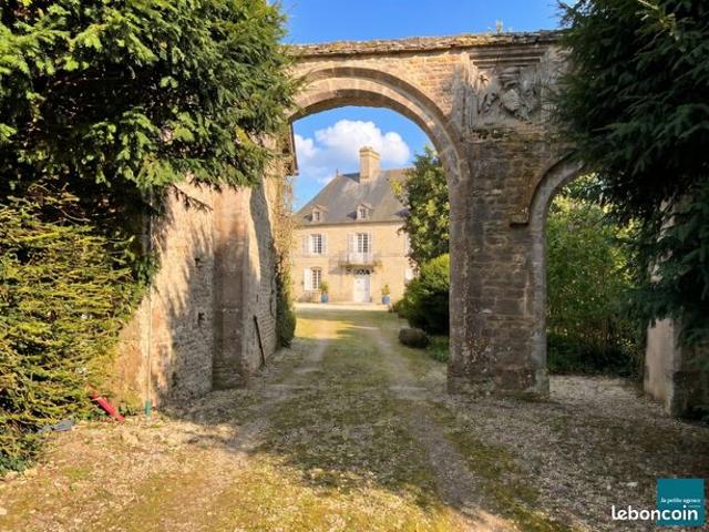 Propriété 8 pièces 263 m²