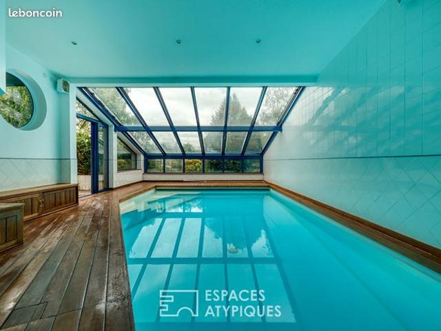 Propriété 8 pièces 274 m²
