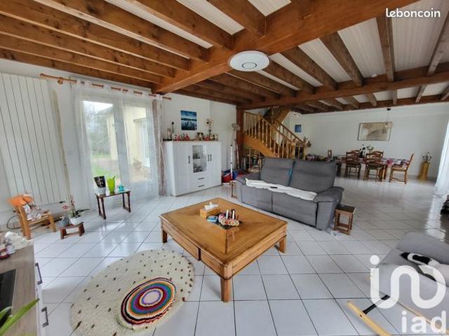 Propriété 8 pièces 276 m²