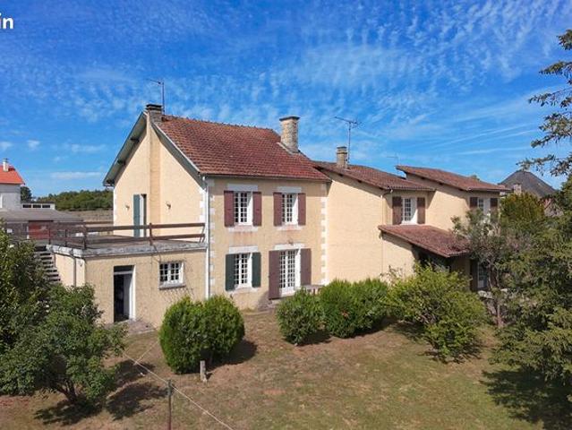 Propriété 8 pièces 277 m²