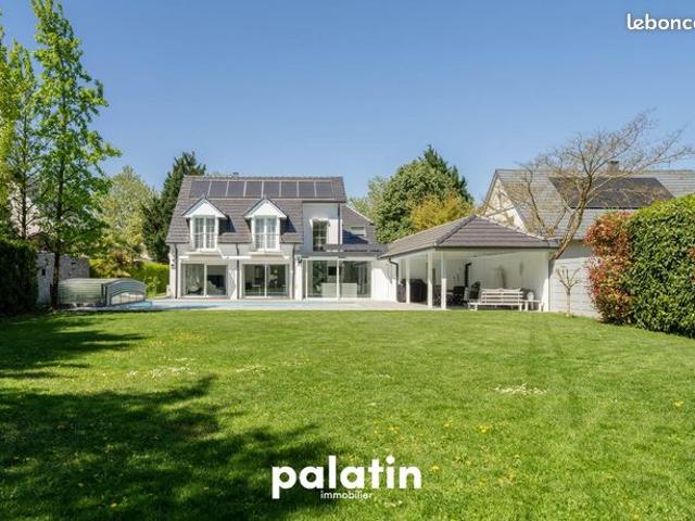 Propriété 8 pièces 278 m²