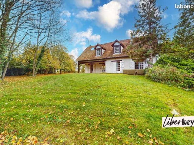 Propriété 8 pièces 270 m²
