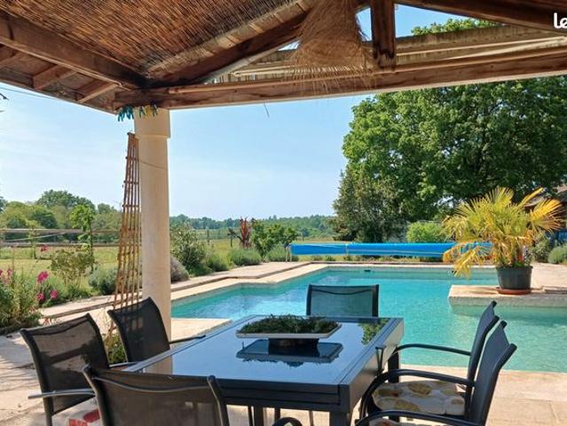 Propriété 8 pièces 270 m²