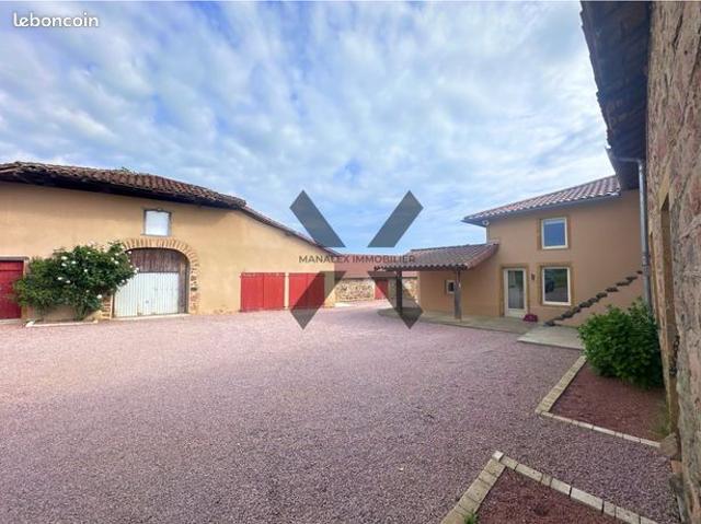 Propriété 8 pièces 270 m²