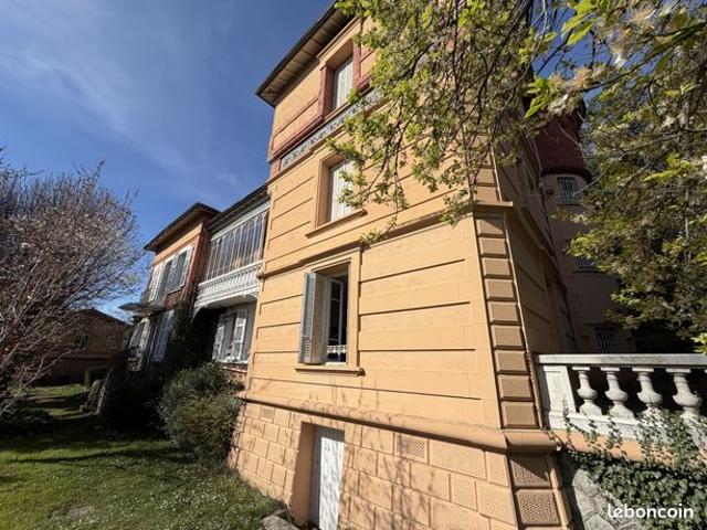 Propriété 8 pièces 272 m²