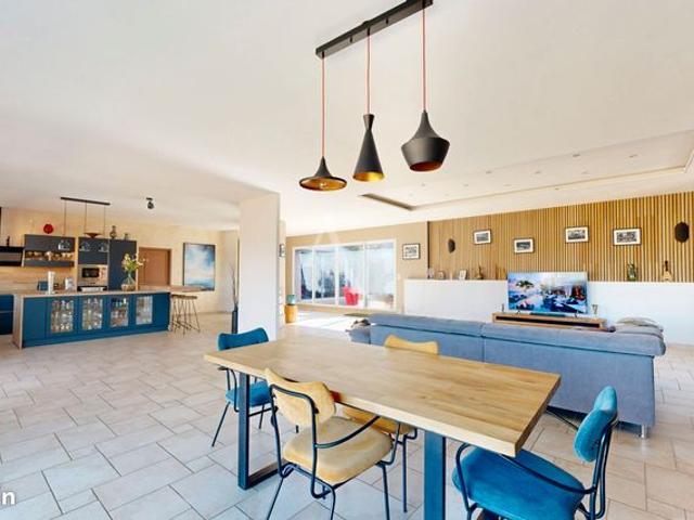 Propriété 8 pièces 286 m²