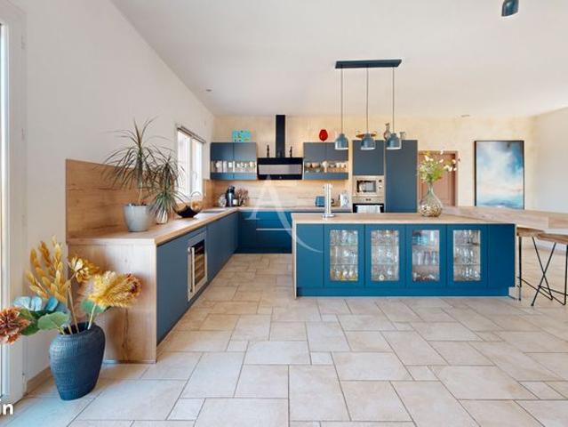 Propriété 8 pièces 286 m²