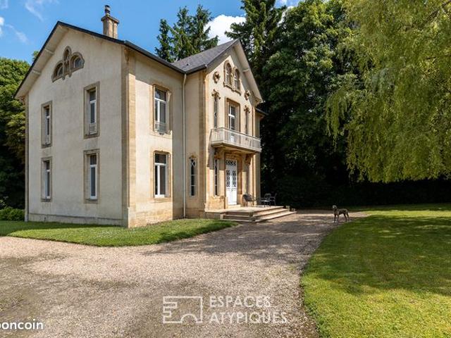 Propriété 8 pièces 287 m²