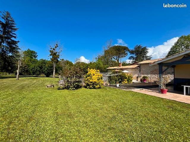Propriété 8 pièces 282 m²