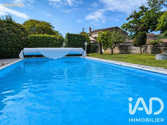 Propriété 8 pièces 294 m²