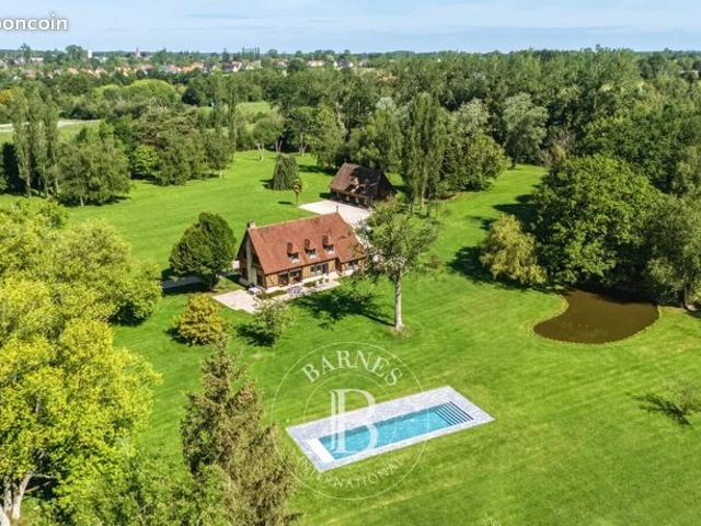 Propriété 8 pièces 290 m²