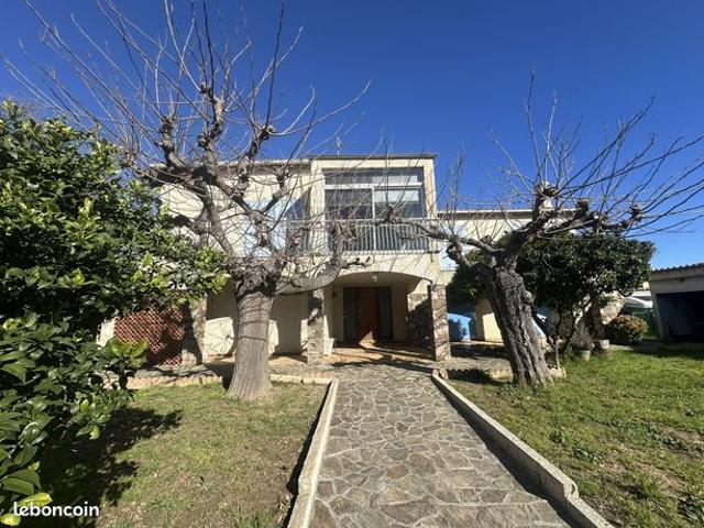 Propriété 8 pièces 308 m²