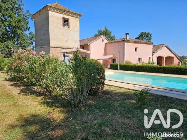 Propriété 8 pièces 300 m²