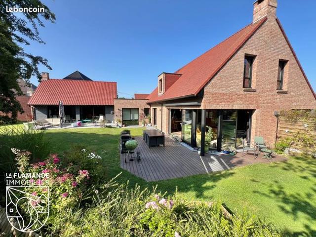 Propriété 8 pièces 300 m²