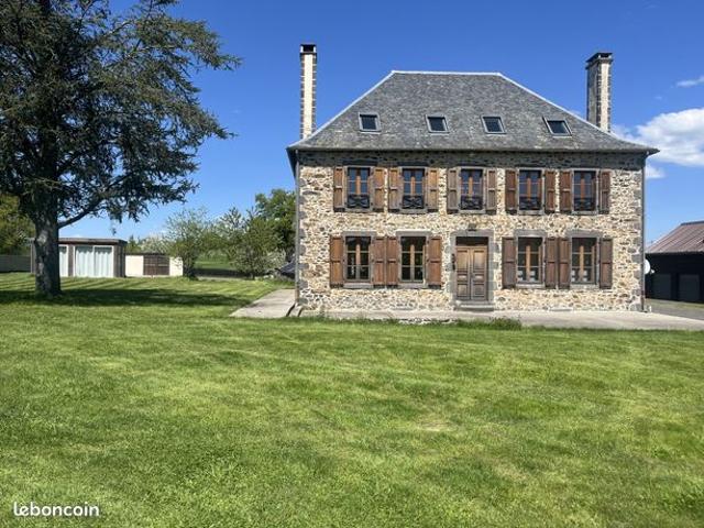 Propriété 8 pièces 302 m²