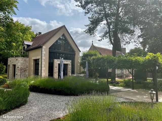 Propriété 8 pièces 315 m²