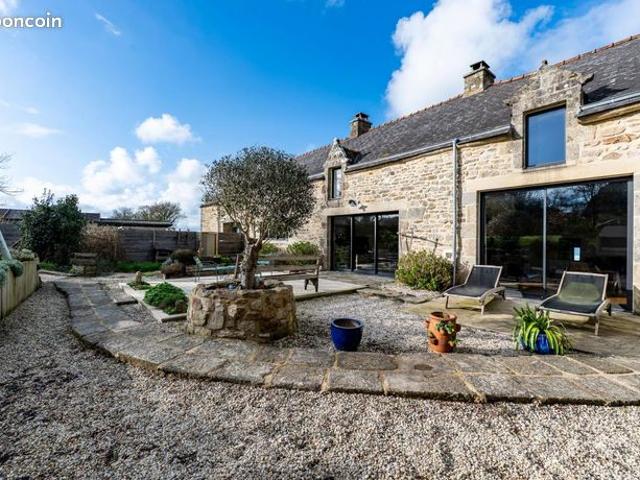 Propriété 8 pièces 317 m²