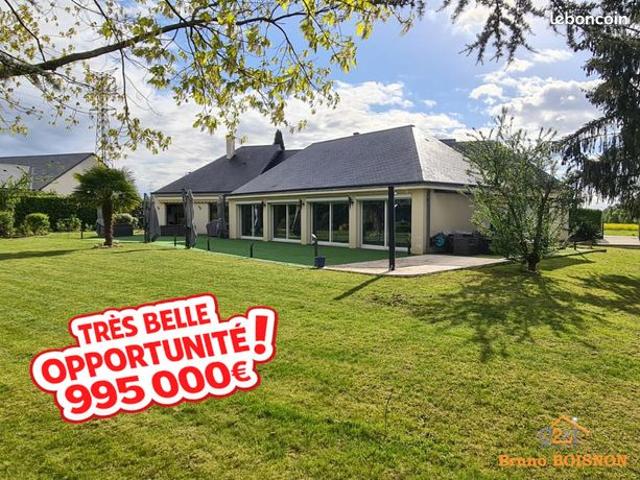 Propriété 8 pièces 317 m²