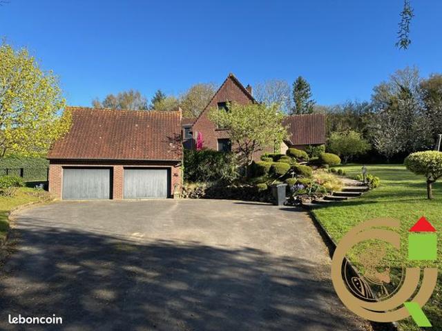 Propriété 8 pièces 319 m²