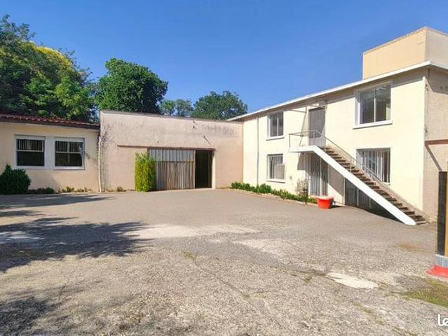 Propriété 8 pièces 400 m²