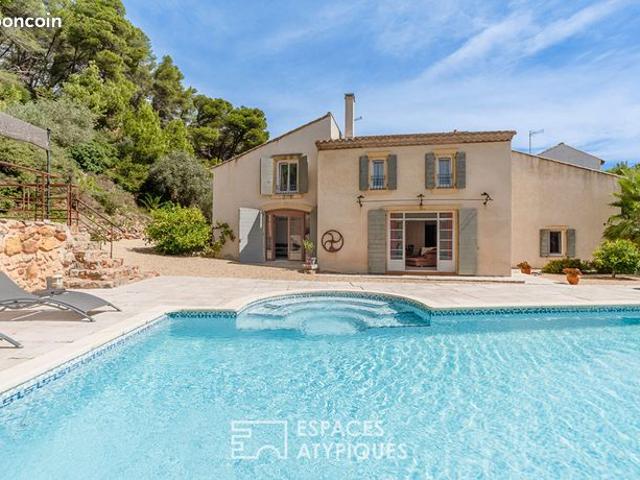 Propriété 8 pièces 310 m²