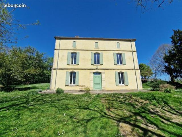 Propriété 8 pièces 310 m²