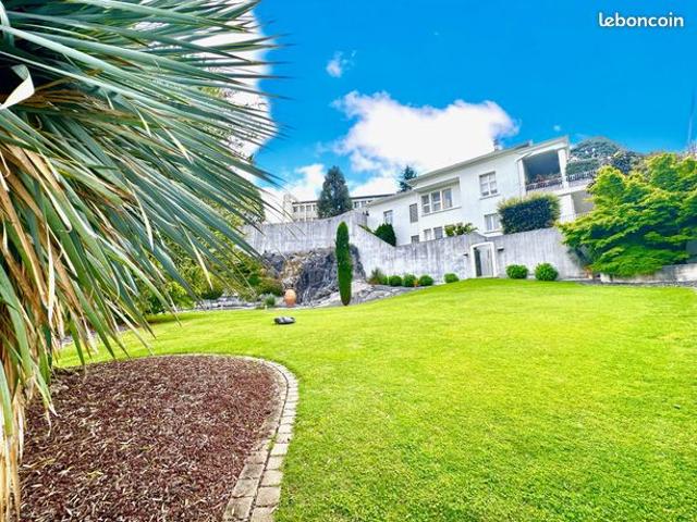 Propriété 8 pièces 310 m²