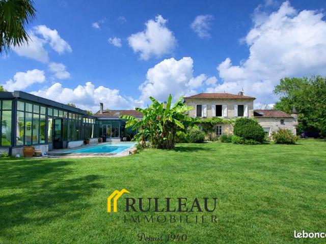 Propriété 8 pièces 310 m²