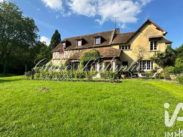 Propriété 8 pièces 311 m²