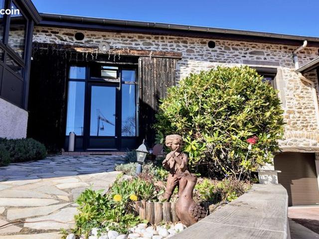 Propriété 8 pièces 313 m²