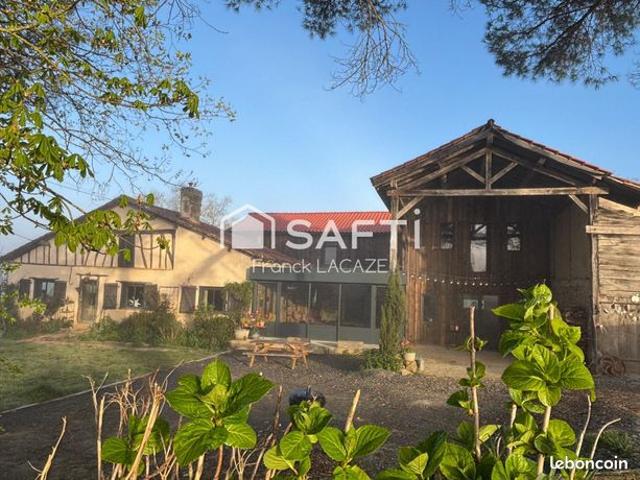 Propriété 8 pièces 326 m²