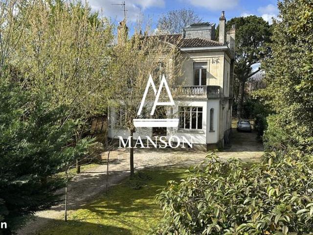 Propriété 8 pièces 250 m²