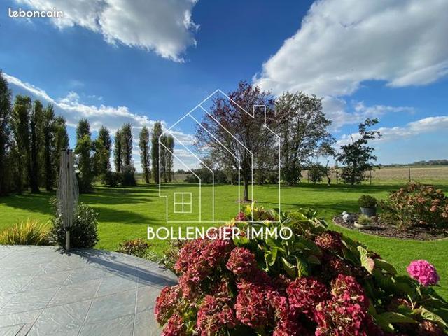 Propriété 8 pièces 320 m²