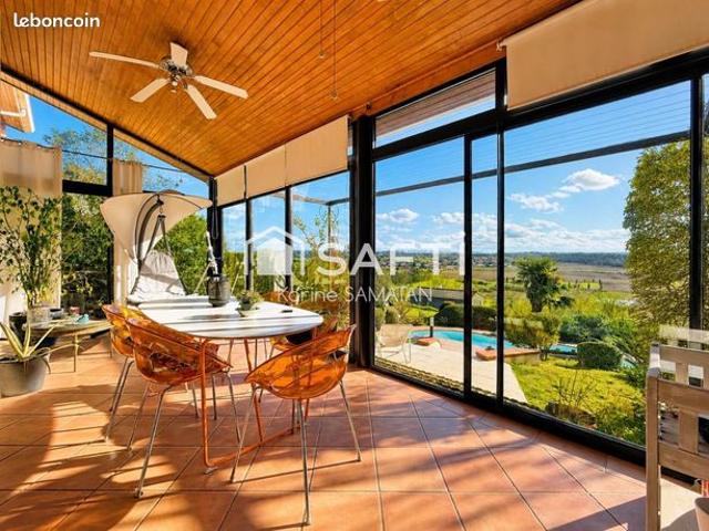 Propriété 8 pièces 322 m²