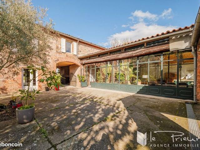 Propriété 8 pièces 461 m²
