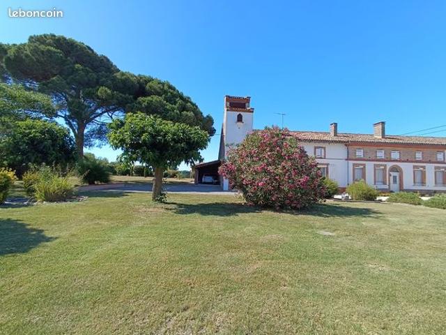 Propriété 8 pièces 323 m²