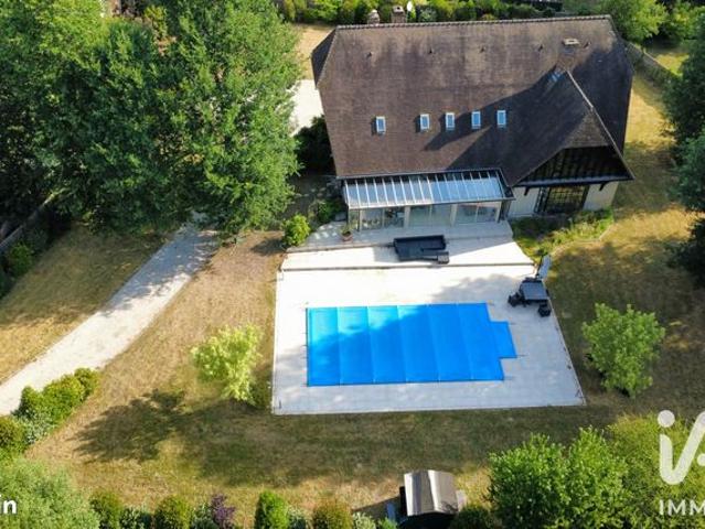 Propriété 8 pièces 337 m²