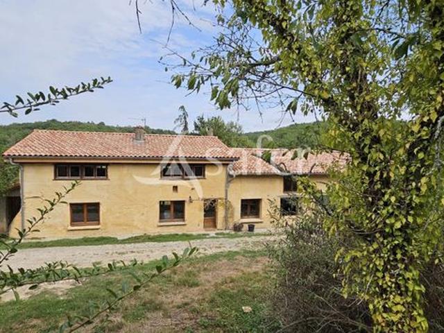 Propriété 8 pièces 337 m²